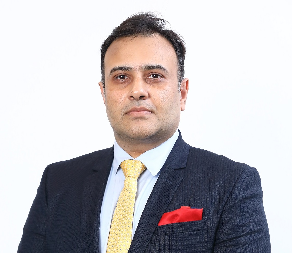 Chairman of the Board & Independent Director